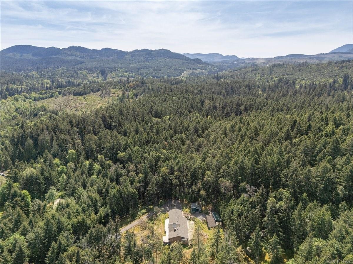 2004 Rena Rd, Nanoose Bay, BC