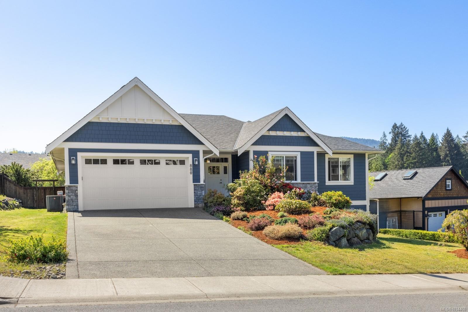880 Pratt Rd, Mill Bay, BC