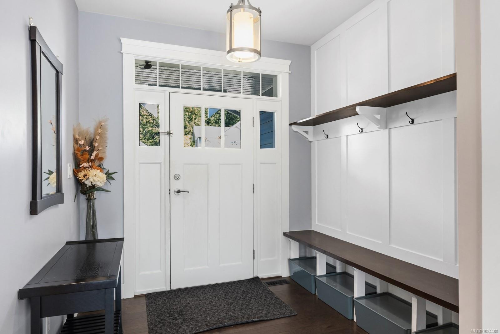 880 Pratt Rd, Mill Bay, BC