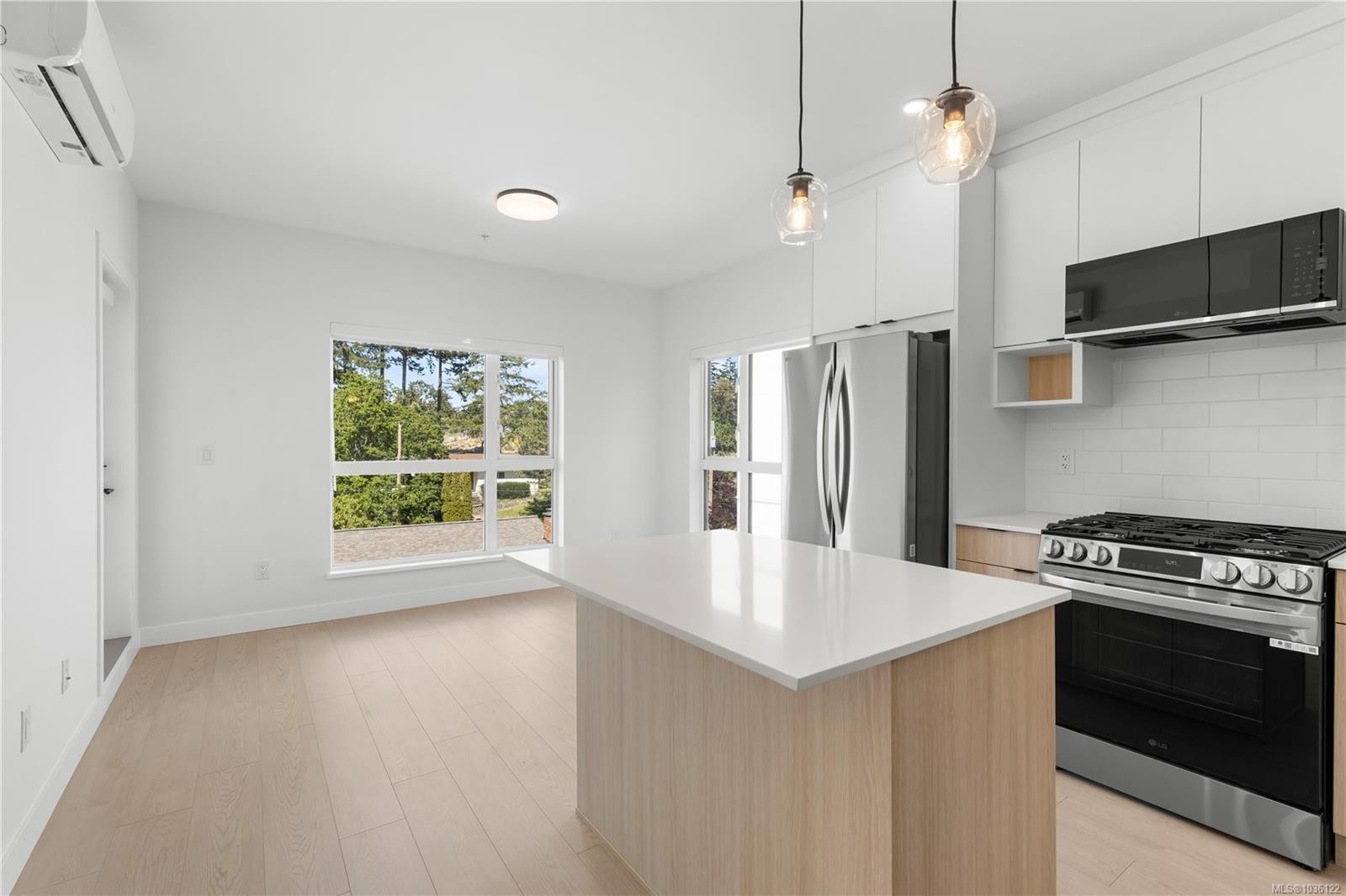 #617-2629 Millstream Rd, Langford, BC - Indoor Photo Showing Kitchen