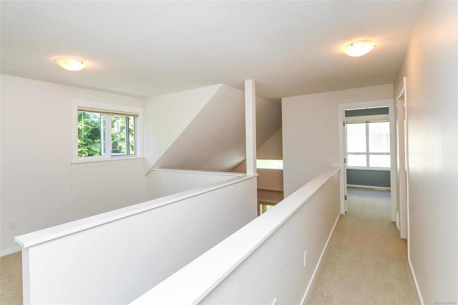 1-700 Lancaster Way, Comox, BC