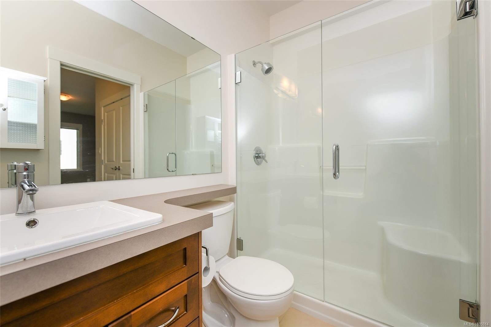 1-700 Lancaster Way, Comox, BC