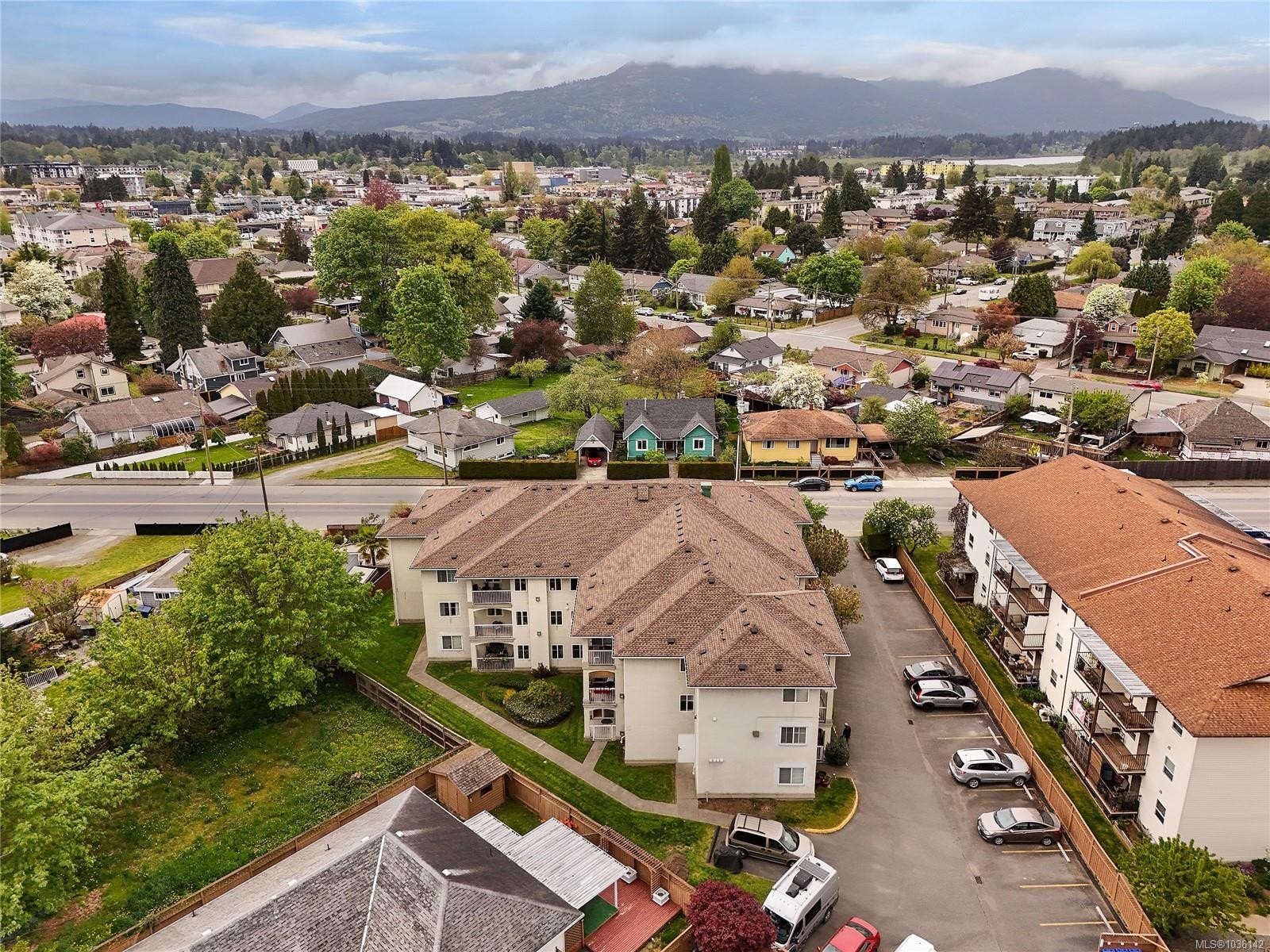 105-740 Trunk Rd, Duncan, BC - Outdoor With View