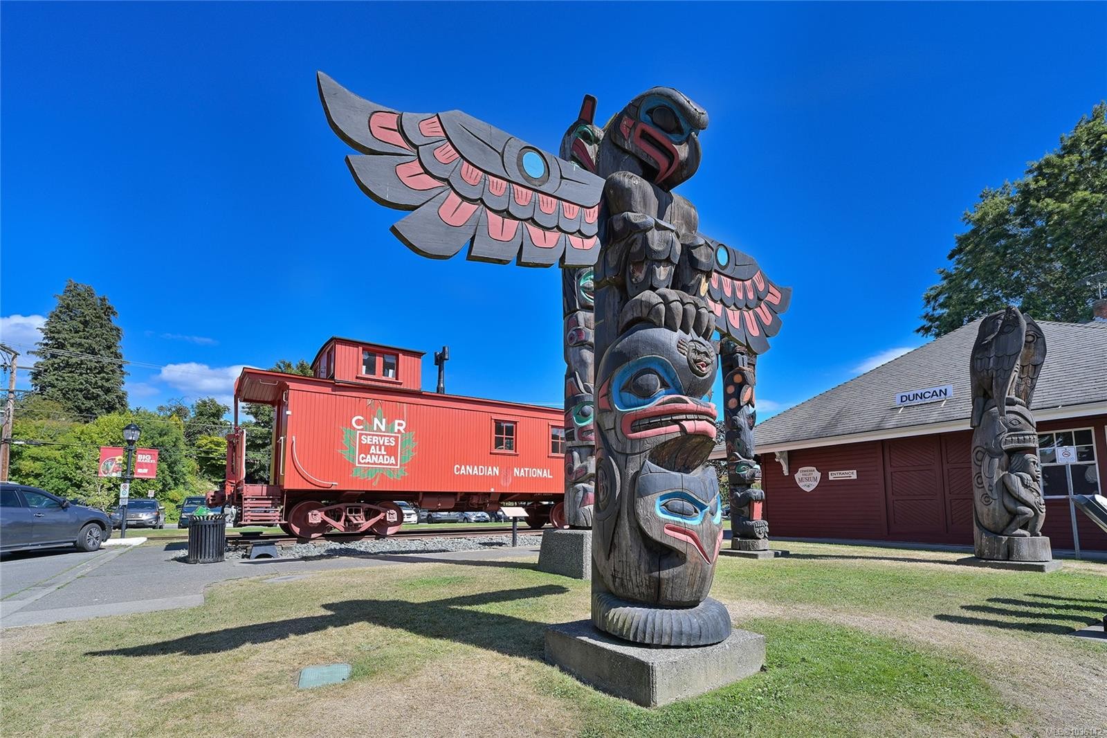 105-740 Trunk Rd, Duncan, BC - Outdoor