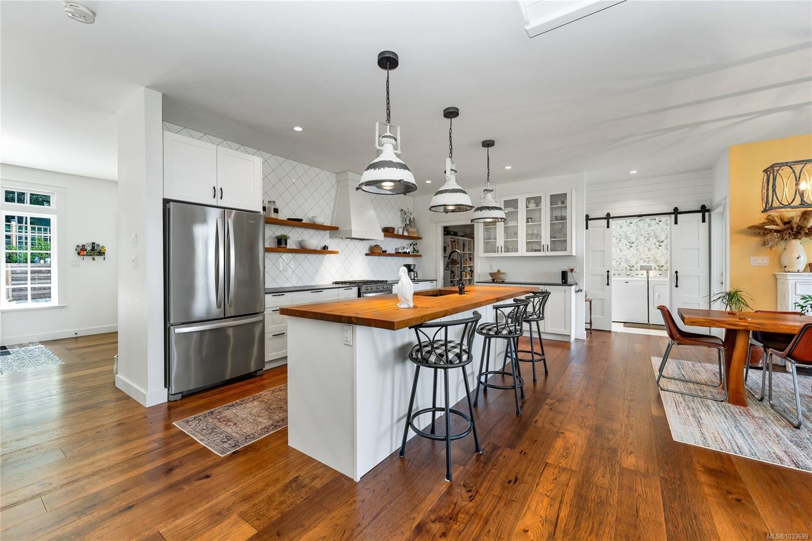 347 Collins Rd, Salt Spring, BC