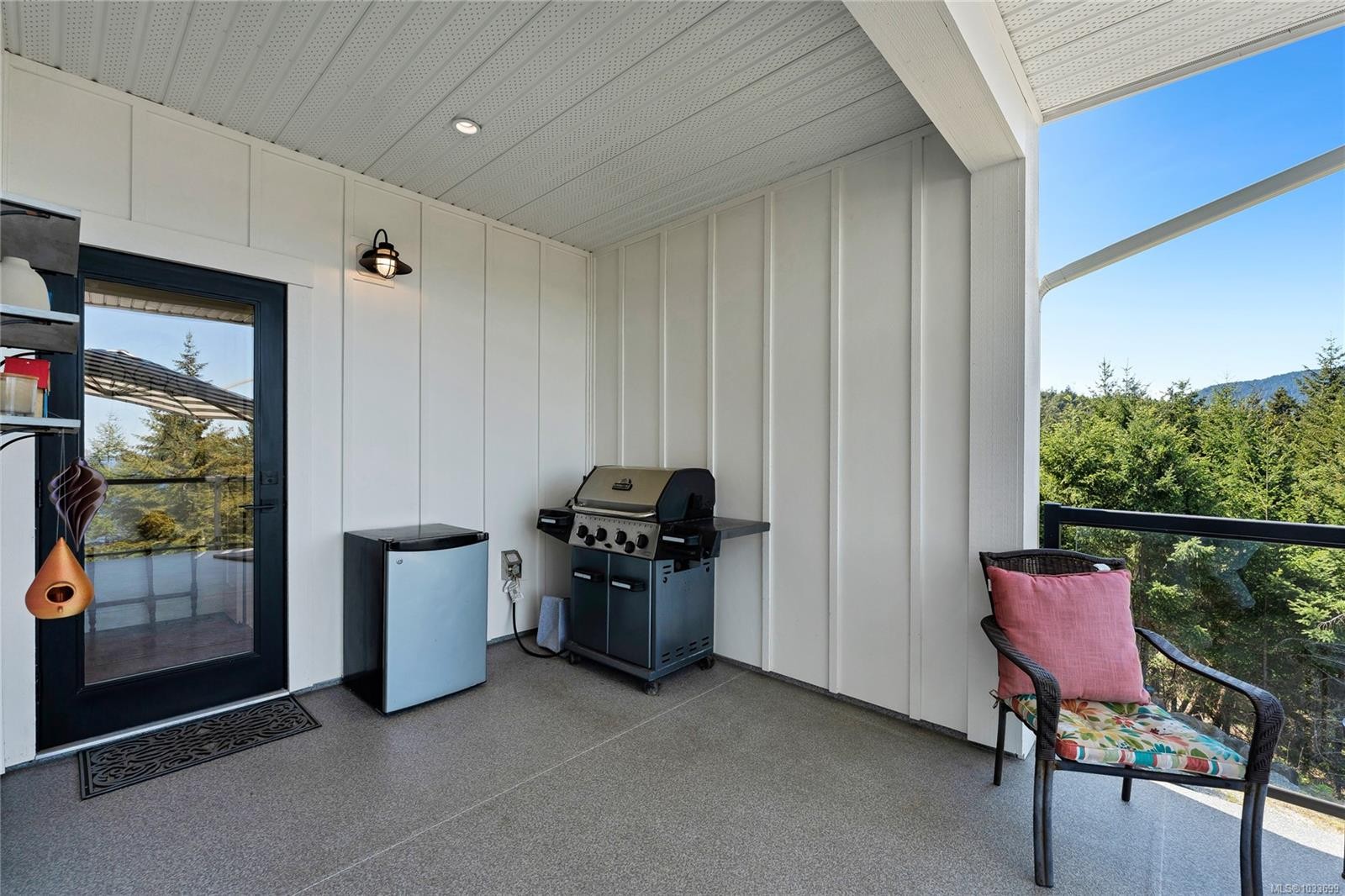 347 Collins Rd, Salt Spring, BC