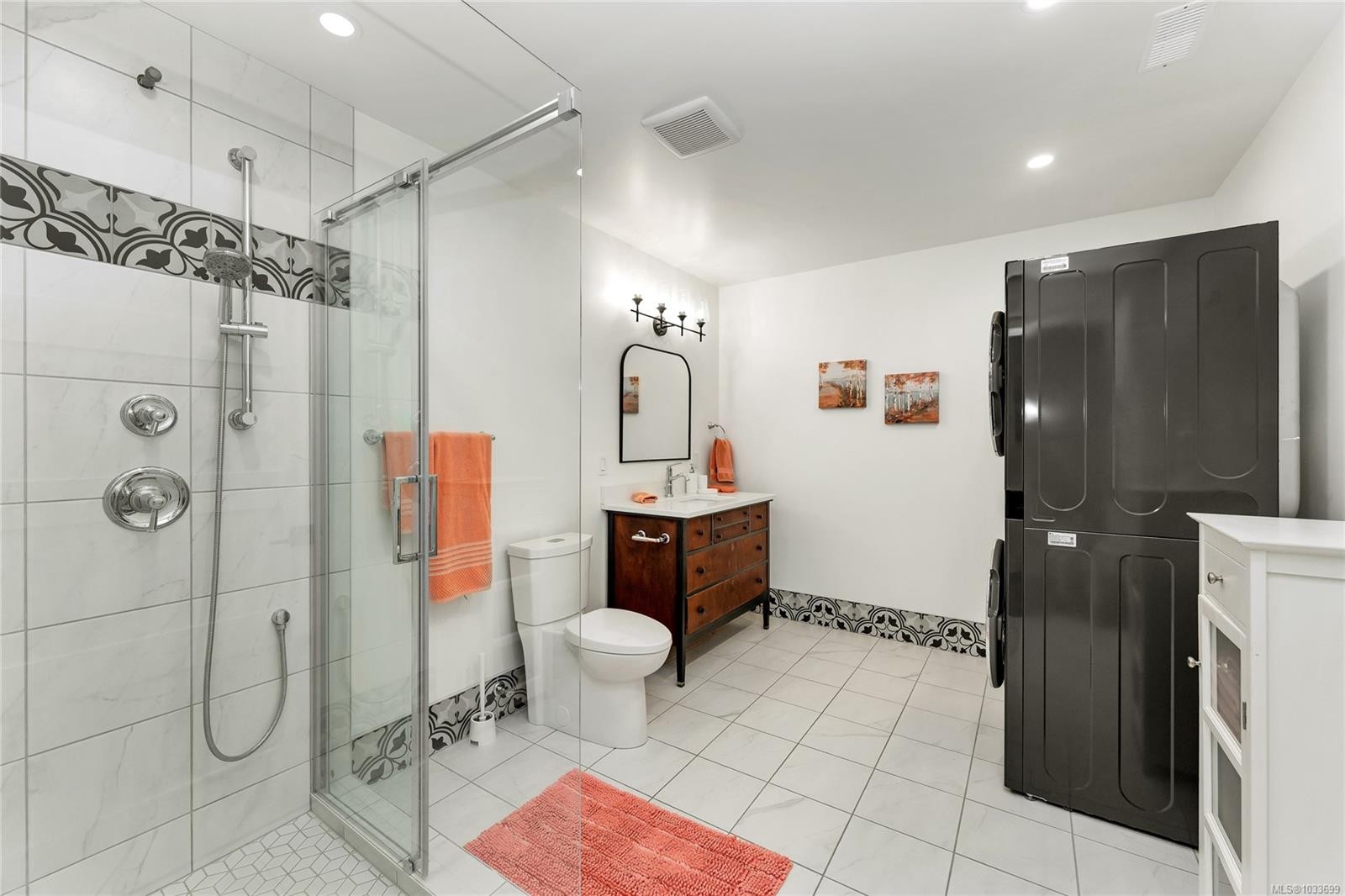 347 Collins Rd, Salt Spring, BC