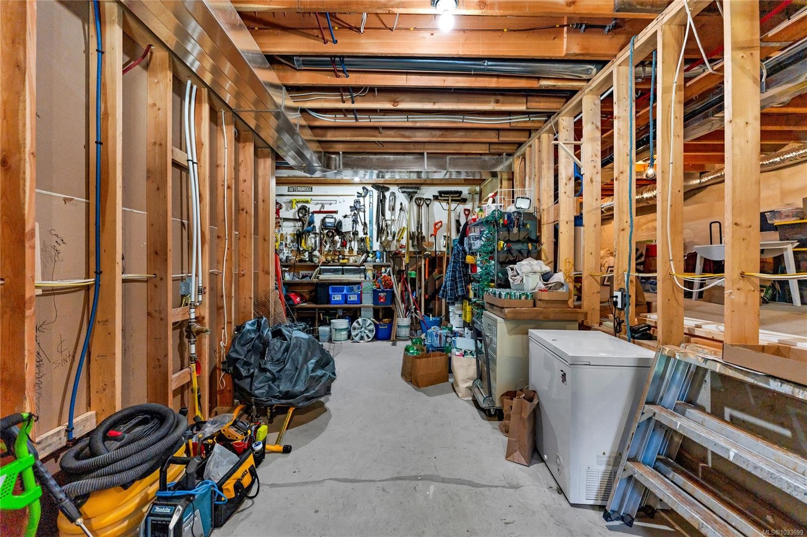 347 Collins Rd, Salt Spring, BC