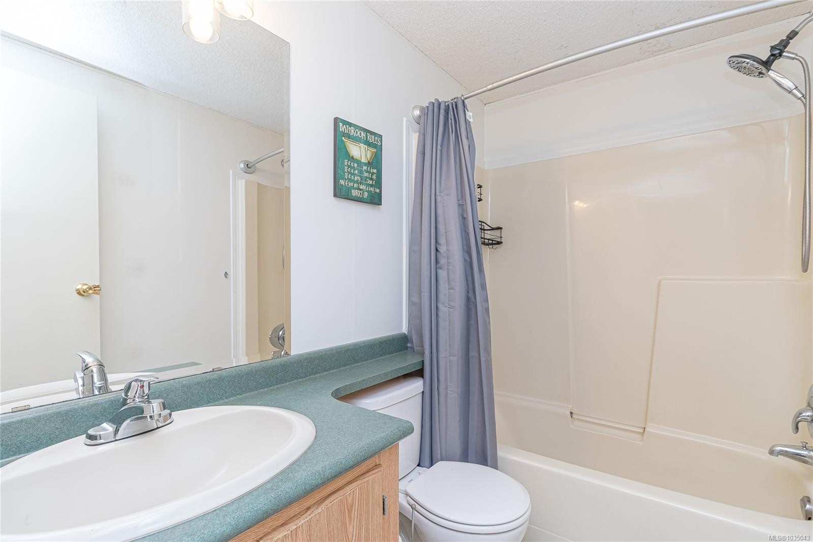 3662 Telegraph Rd, Cobble Hill, BC