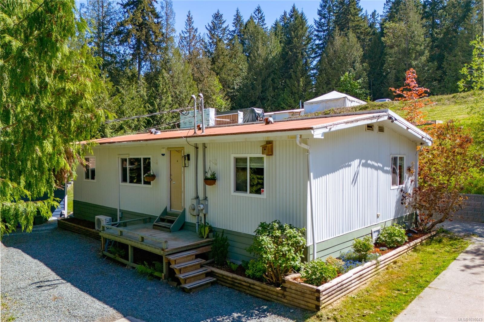 3662 Telegraph Rd, Cobble Hill, BC