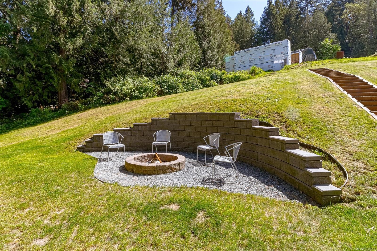 3662 Telegraph Rd, Cobble Hill, BC