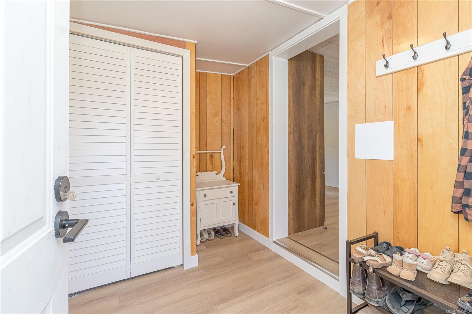 3662 Telegraph Rd, Cobble Hill, BC