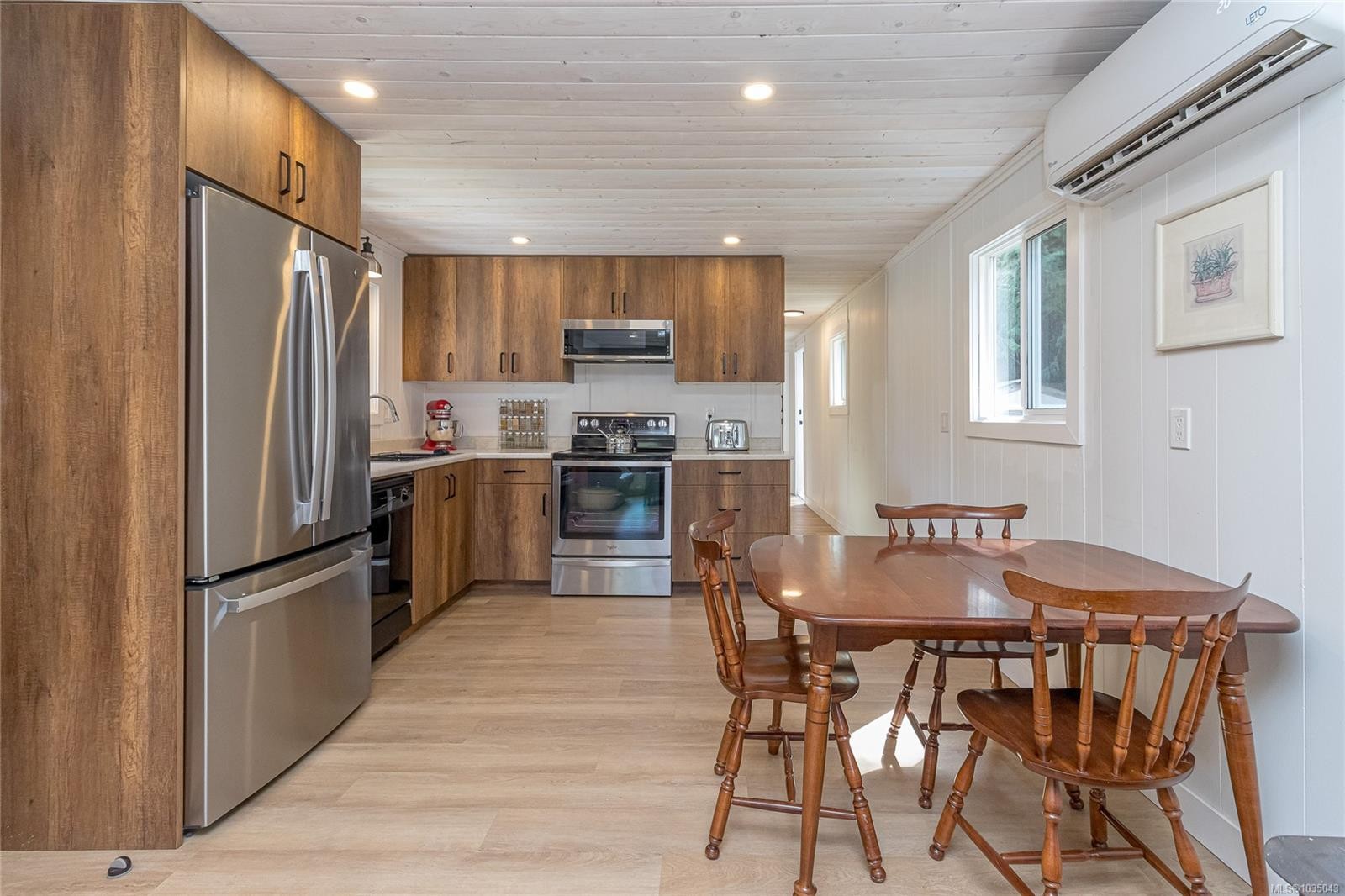 3662 Telegraph Rd, Cobble Hill, BC
