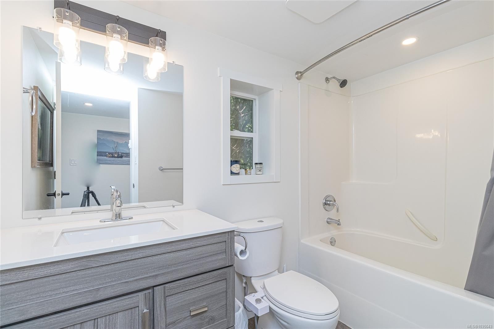 3662 Telegraph Rd, Cobble Hill, BC