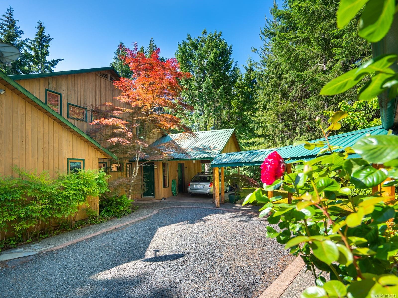 1055 Spider Lake Rd, Qualicum Beach, BC