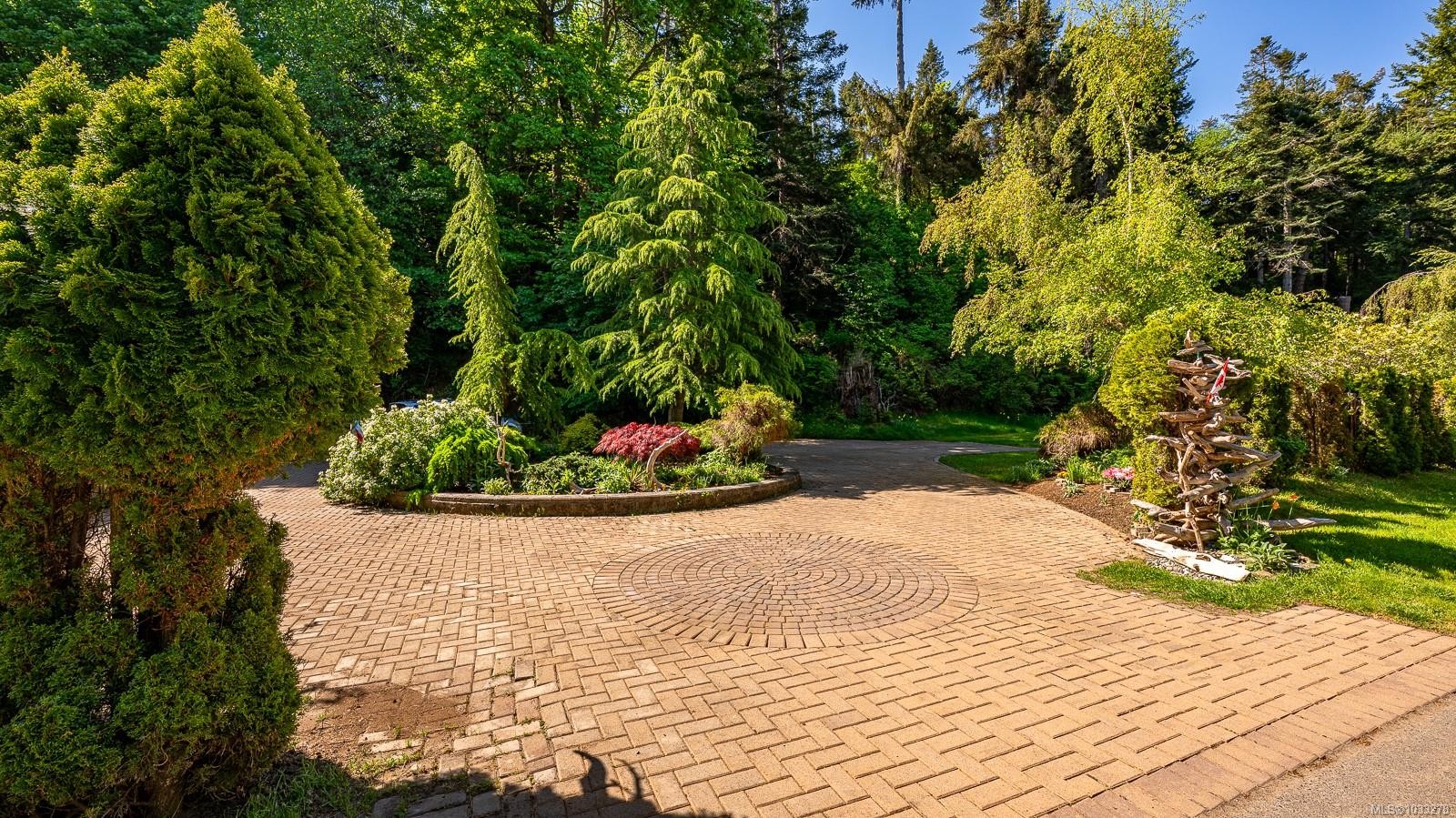 1545 Kye Bay Rd, Comox, BC - Outdoor