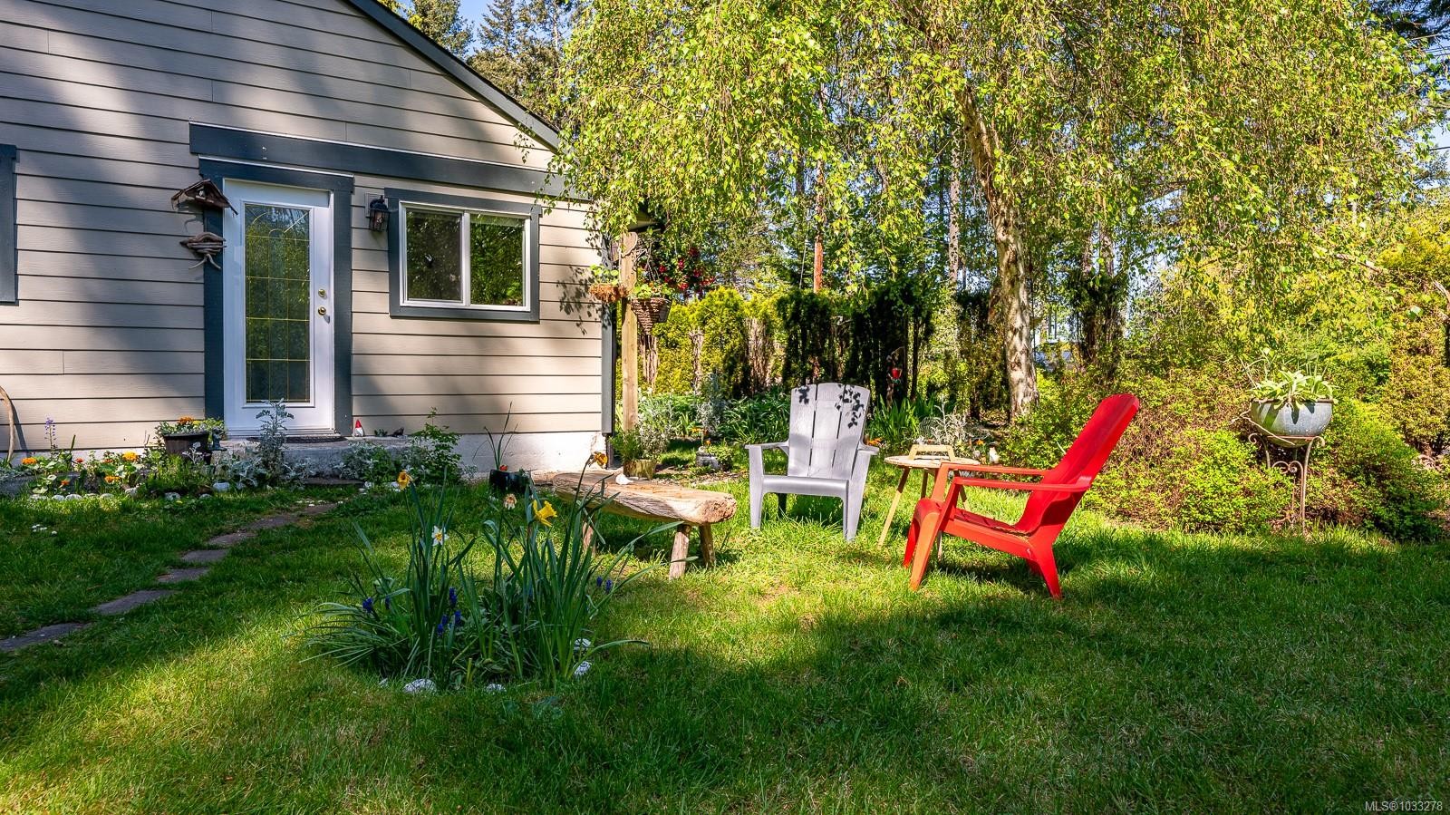 1545 Kye Bay Rd, Comox, BC - Outdoor