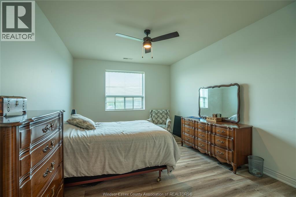 1225 Riverside Unit# 710, Windsor, ON - Indoor Photo Showing Bedroom