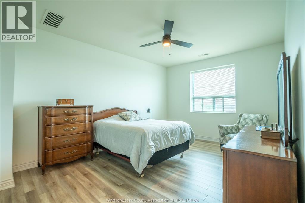1225 Riverside Unit# 710, Windsor, ON - Indoor Photo Showing Bedroom