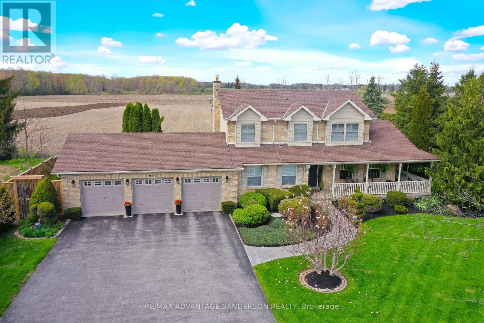 975 Sunningdale Road W, London North (North S), ON