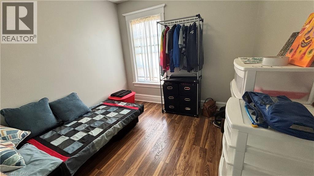30 Victoria Avenue, Cambridge, ON - Indoor