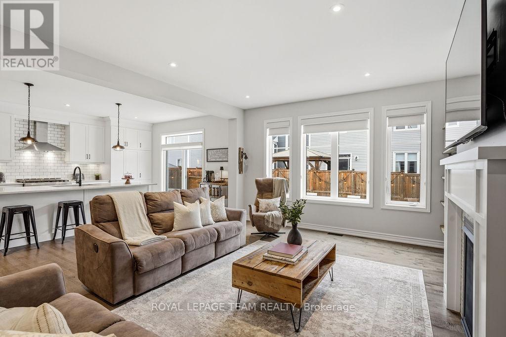 91 Cantle Crescent, Ottawa, ON