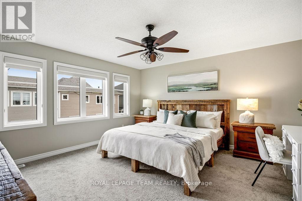 91 Cantle Crescent, Ottawa, ON