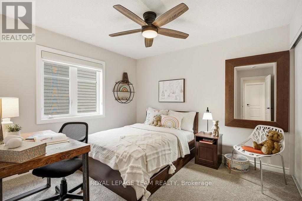 91 Cantle Crescent, Ottawa, ON
