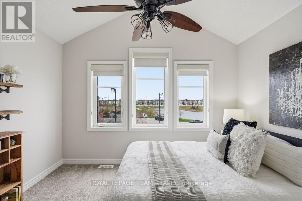 91 Cantle Crescent, Ottawa, ON
