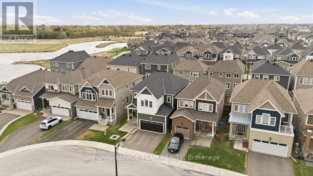 91 Cantle Crescent, Ottawa, ON