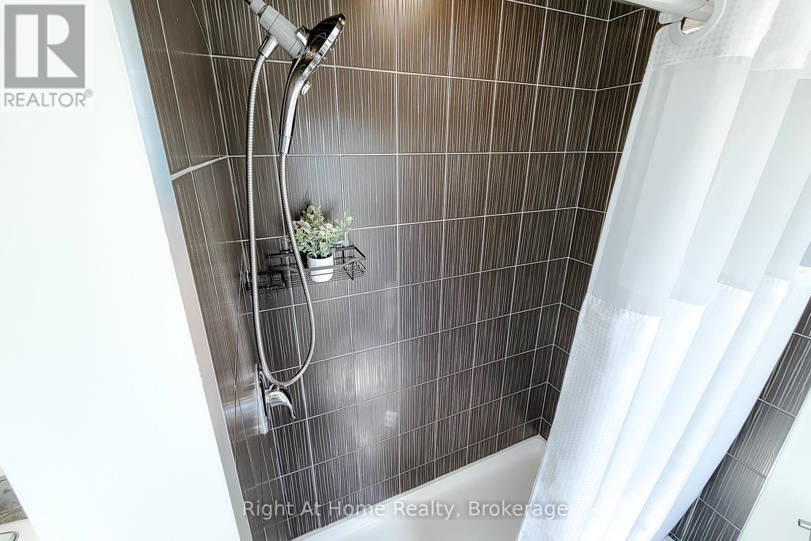 3 Norwich Crescent, Haldimand, ON