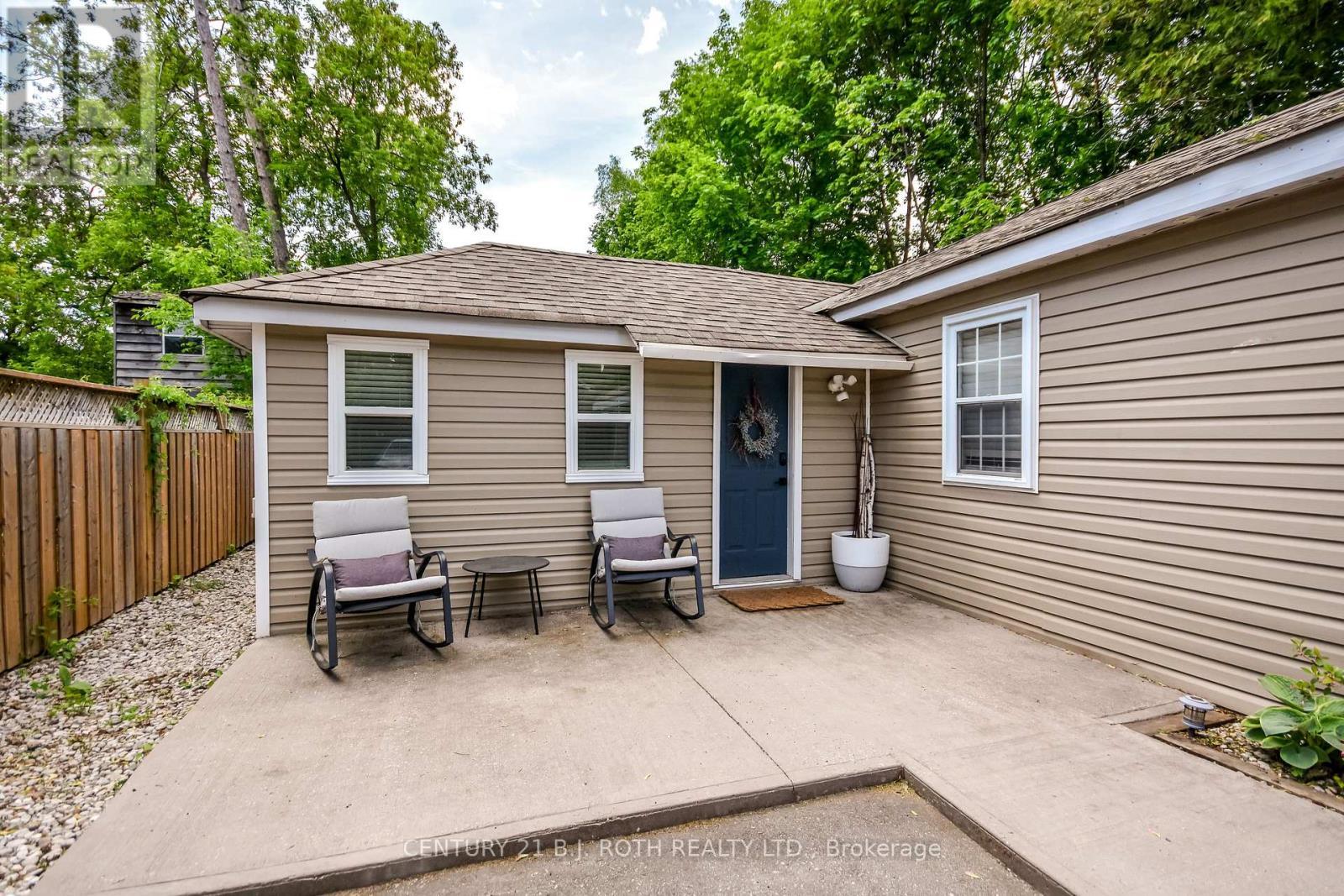 203 Southview Road, Barrie, ON