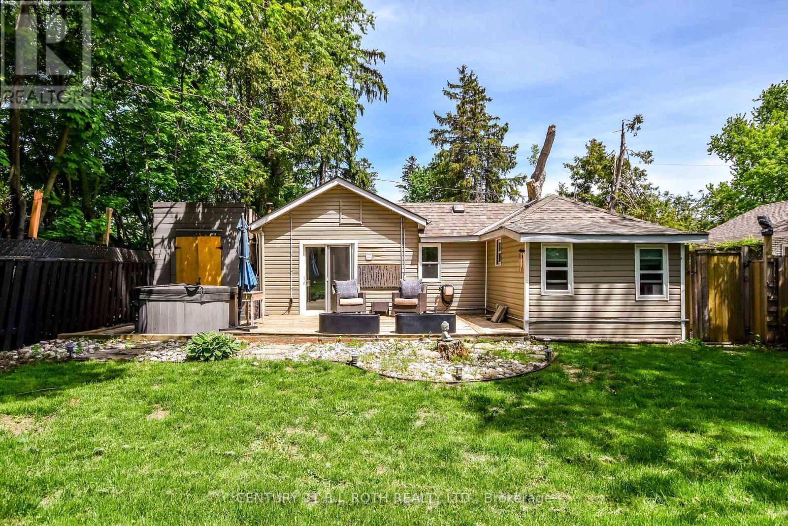 203 Southview Road, Barrie, ON