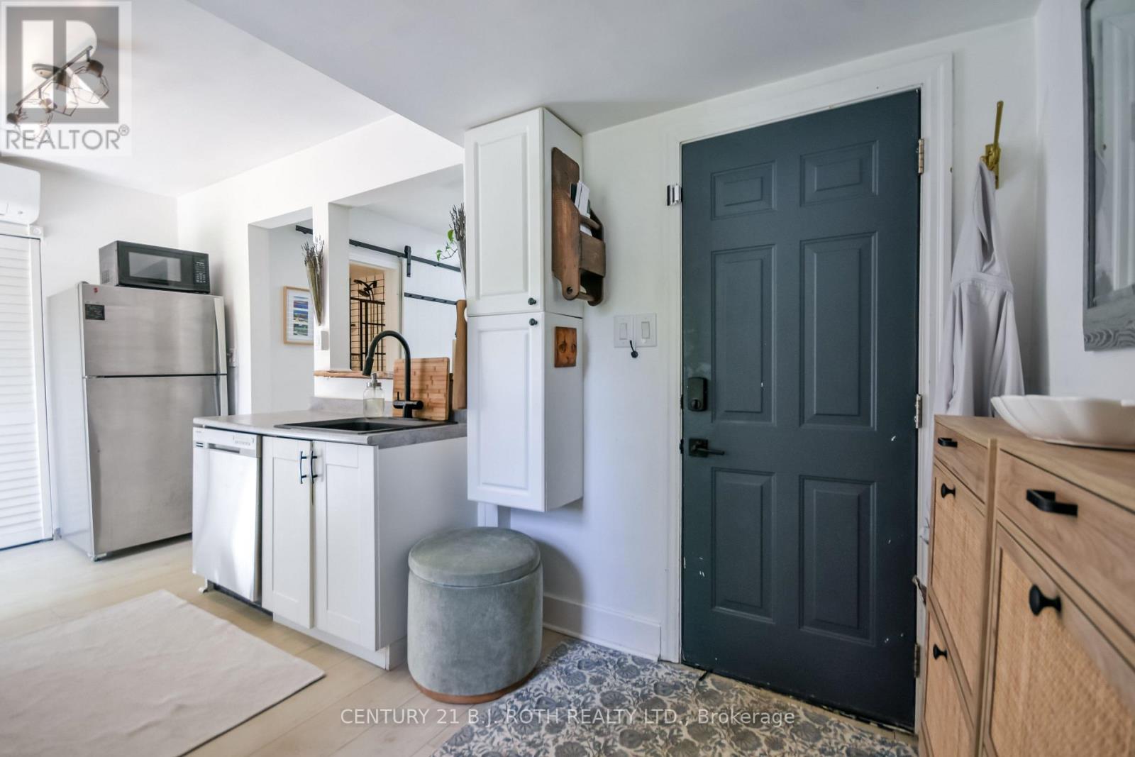 203 Southview Road, Barrie, ON