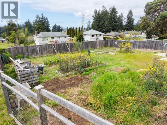 6421 Hillcrest Ave, Powell River, BC