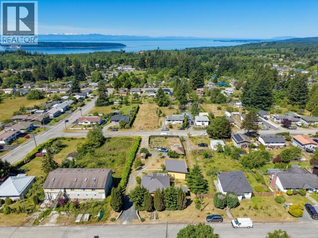 6421 Hillcrest Ave, Powell River, BC