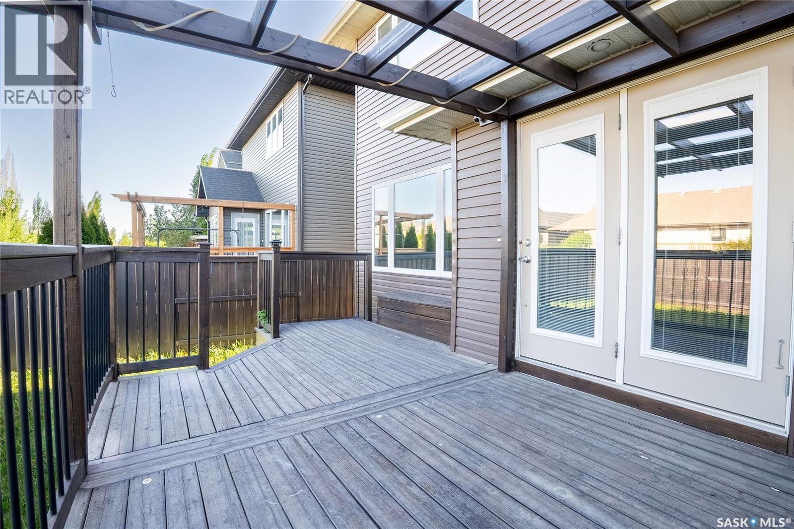 334 Dickson Crescent, Saskatoon, SK