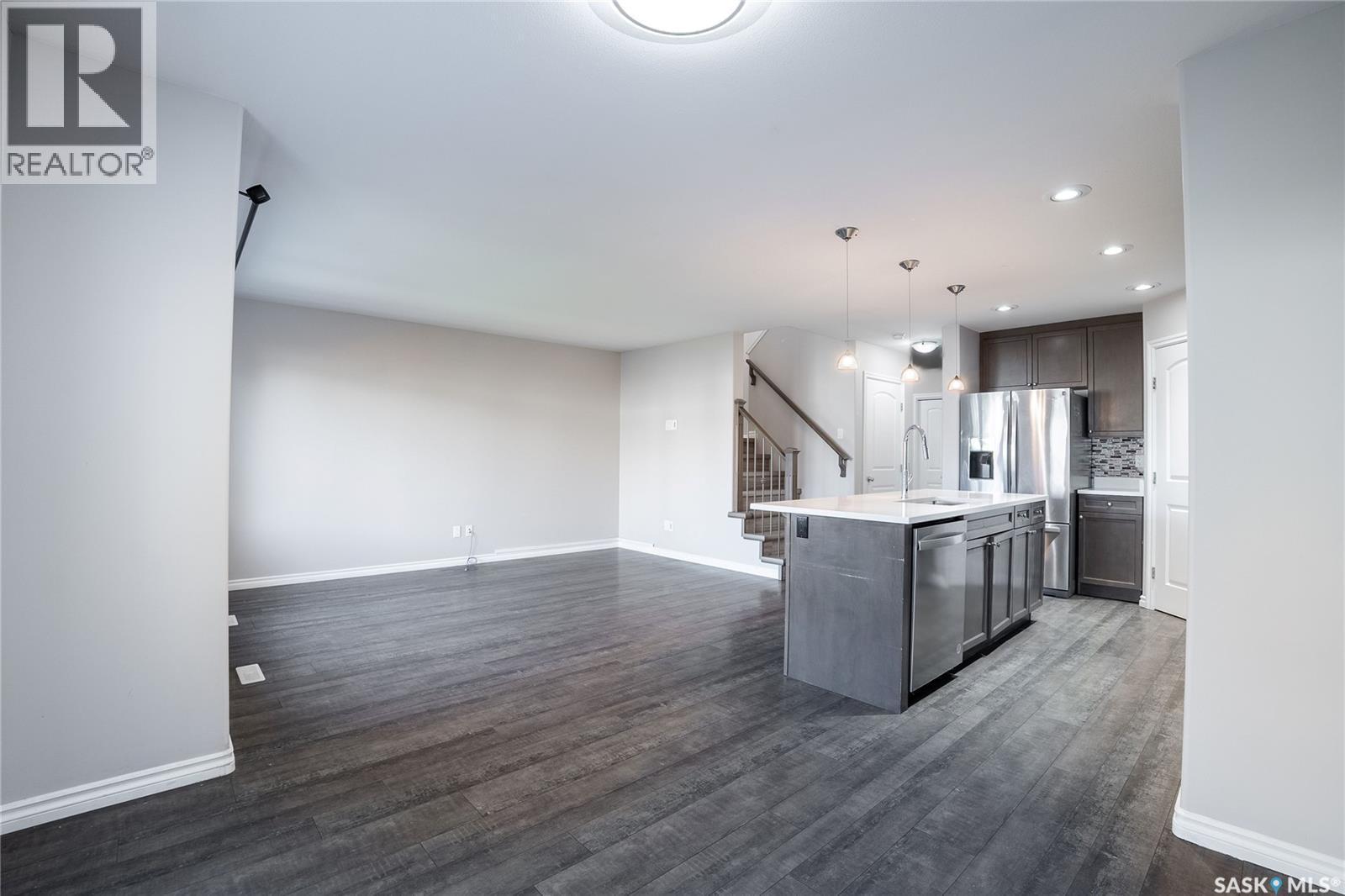 334 Dickson Crescent, Saskatoon, SK