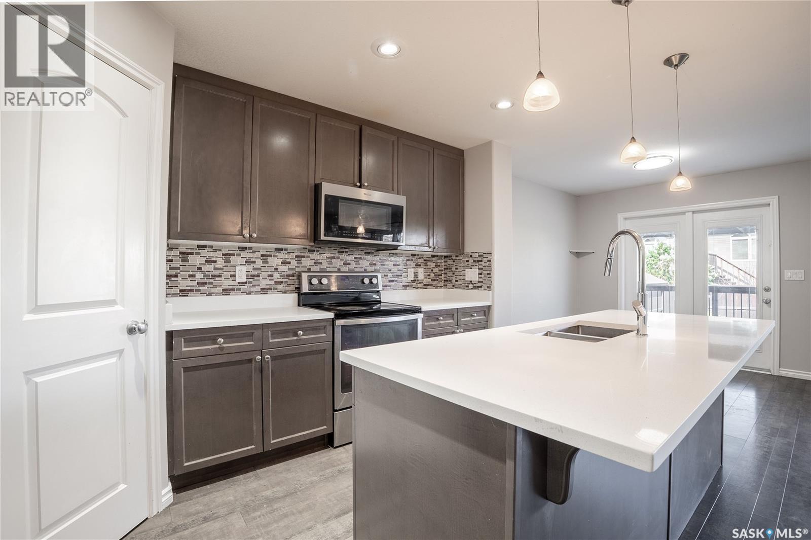 334 Dickson Crescent, Saskatoon, SK