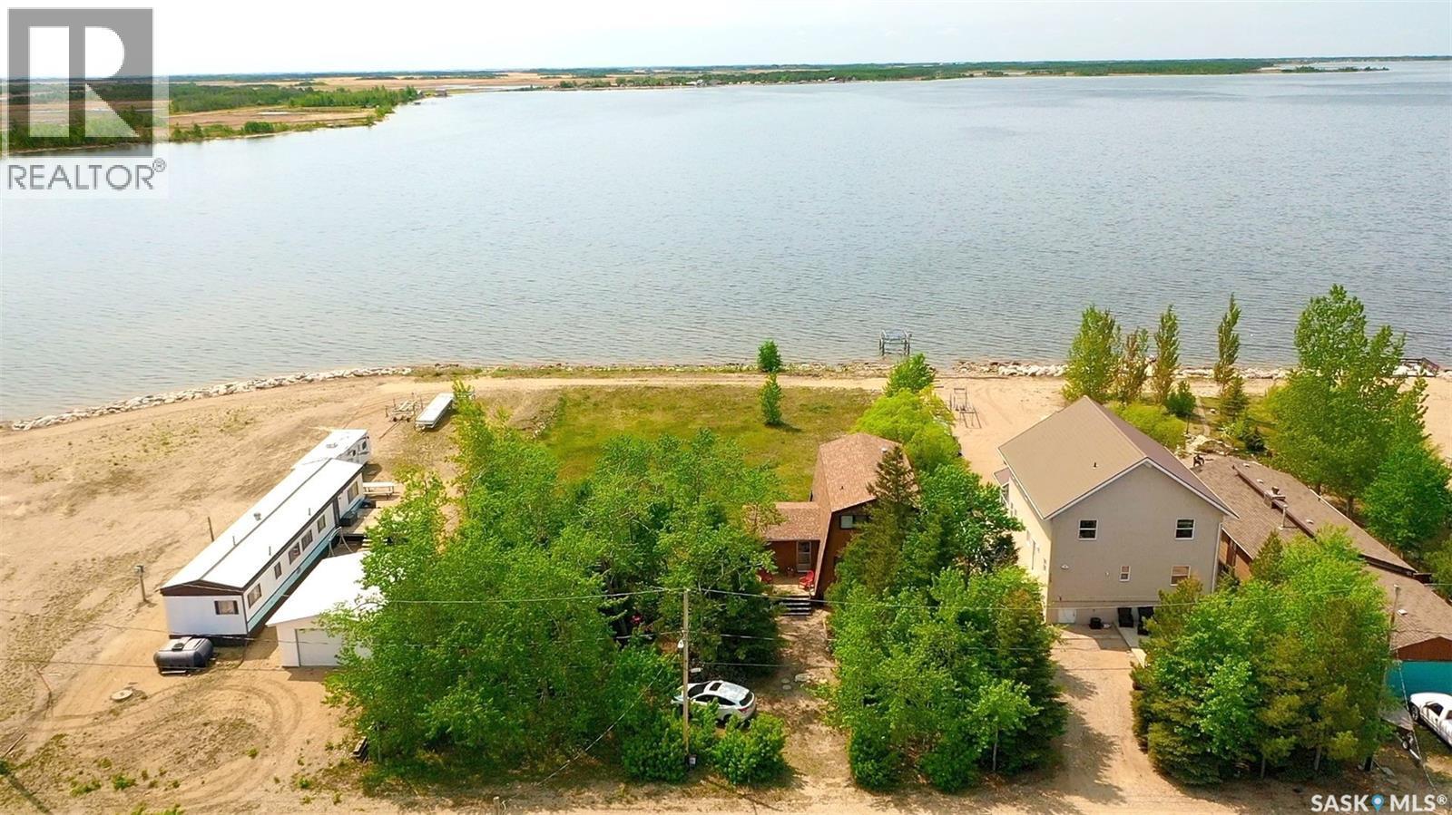 118-119 Murray Crescent, Fishing Lake, SK