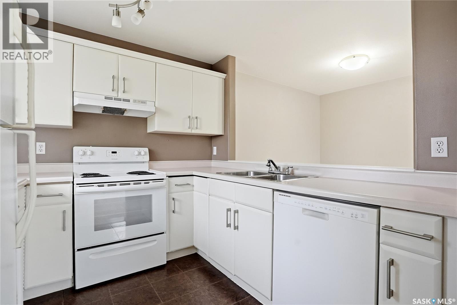 105 615 Perehudoff Crescent, Saskatoon, SK