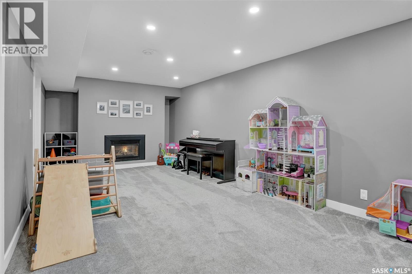28 Pleasantview Bay, Regina, SK