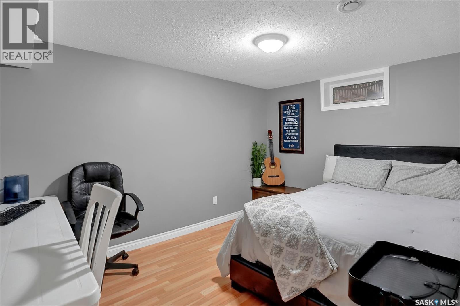 28 Pleasantview Bay, Regina, SK