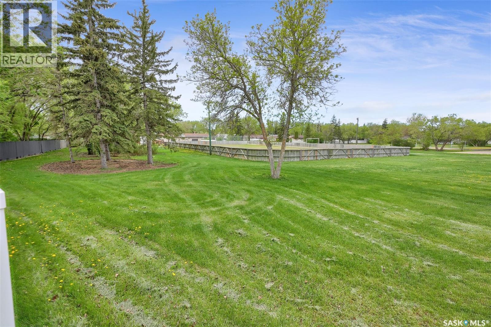 28 Pleasantview Bay, Regina, SK