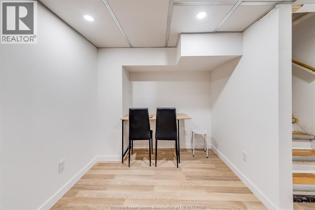 961 Ouellette Avenue, Windsor, ON