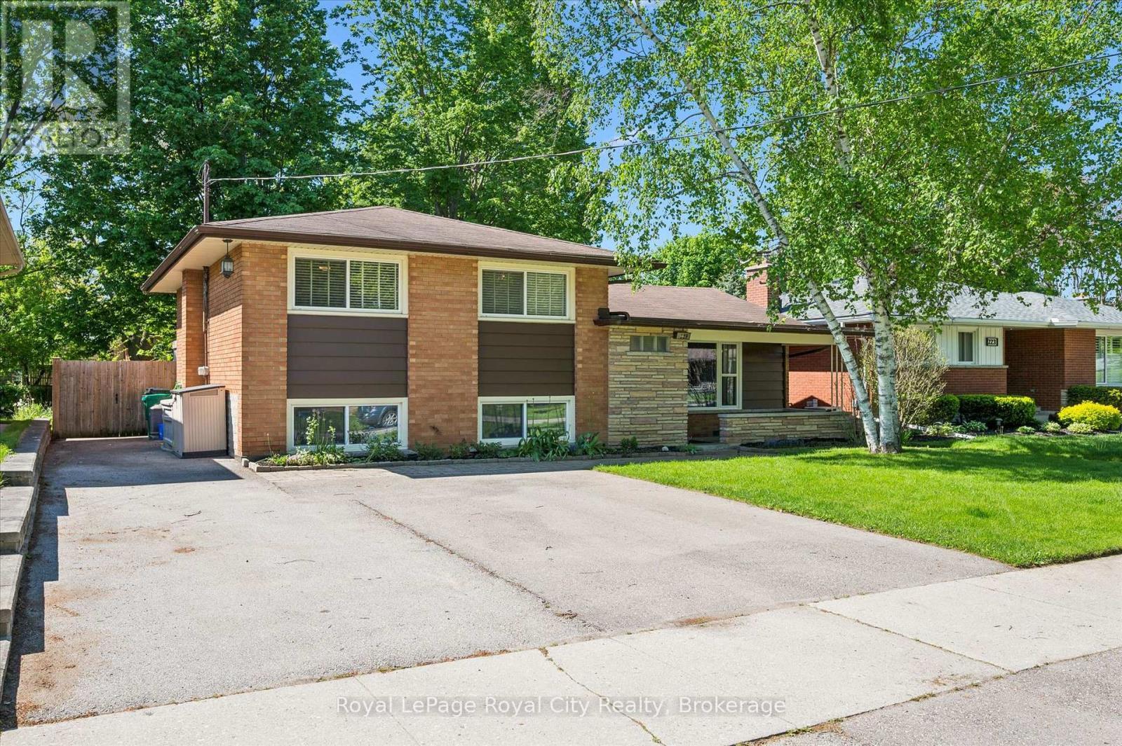 229 Ross Avenue, Kitchener, ON