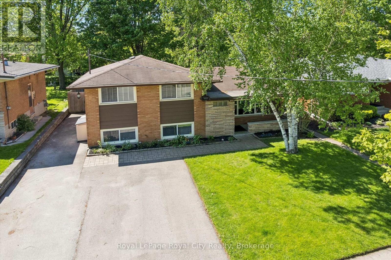 229 Ross Avenue, Kitchener, ON