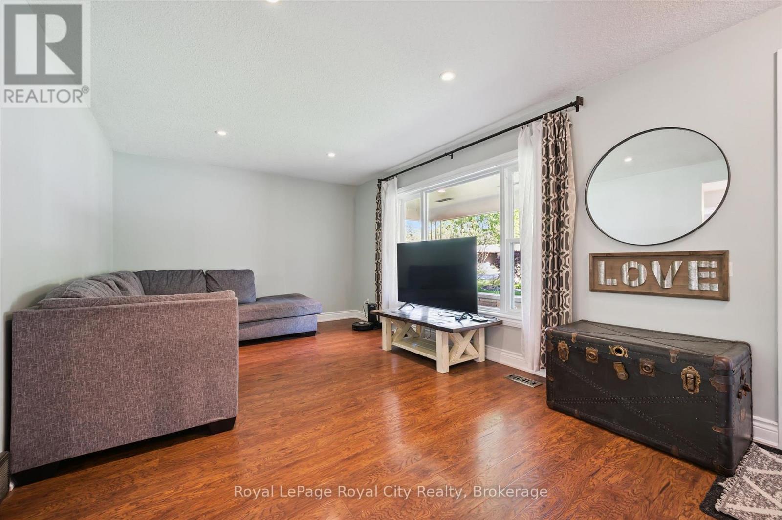 229 Ross Avenue, Kitchener, ON