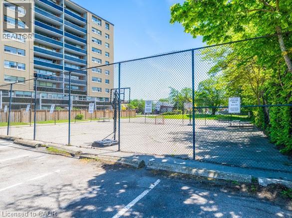 15 Nicklaus Drive Unit# 512, Hamilton, ON