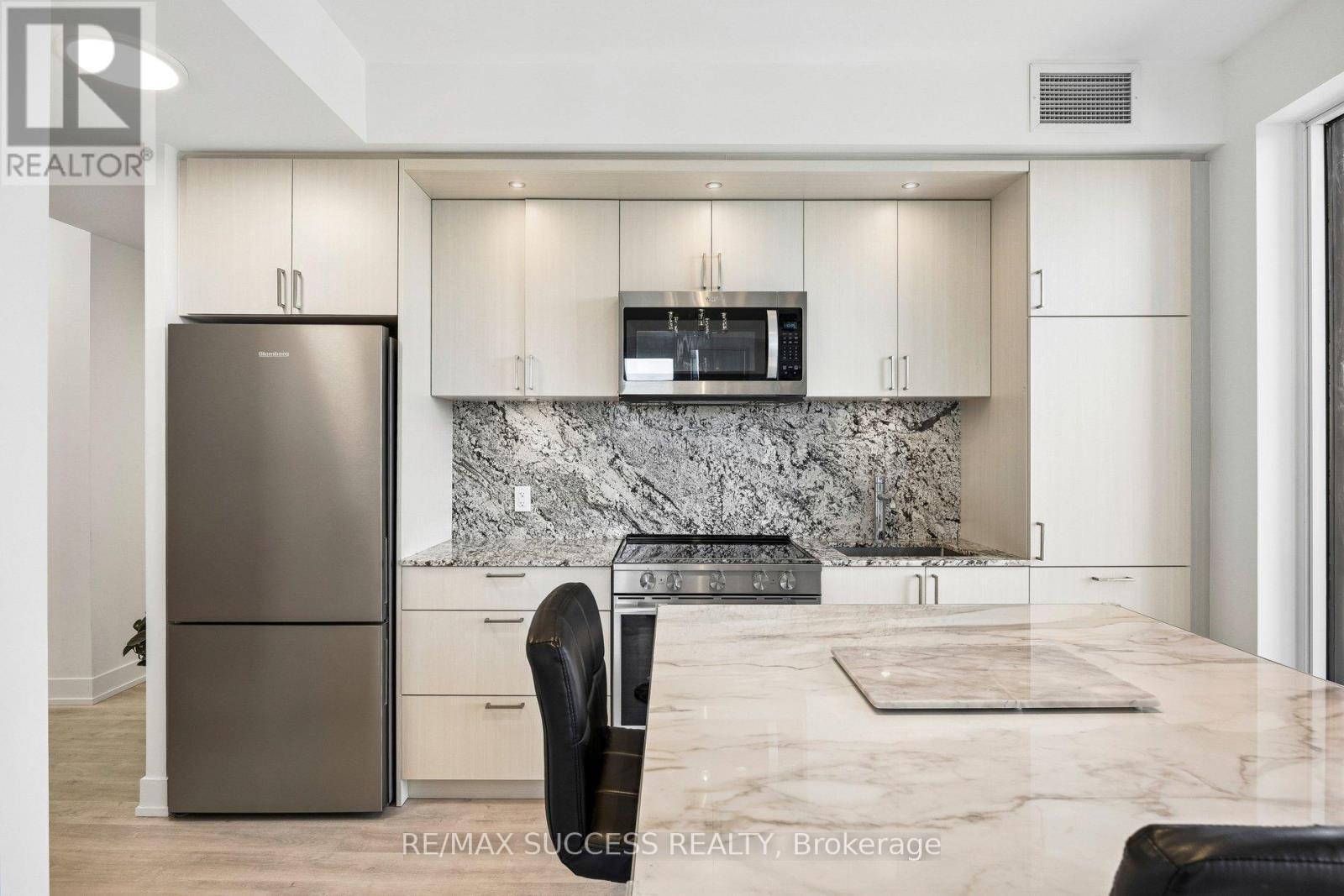 904 - 25 Cordova Avenue, Toronto, ON